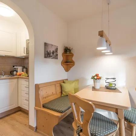 Bergstueberl Apartamento